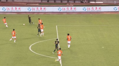 1660741163610029303.gif 张玉宁.gif
